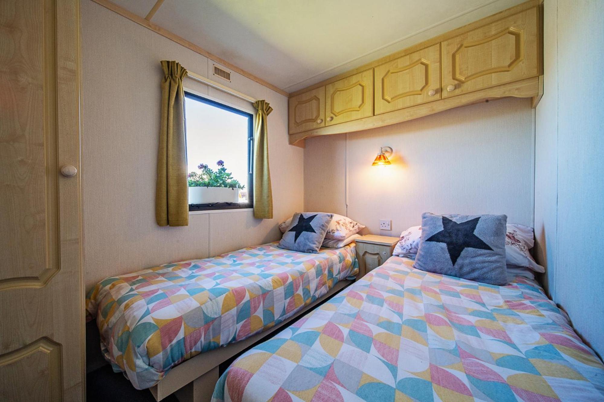 Geraghtys Farmyard Pods Hotel Belmullet Exterior photo
