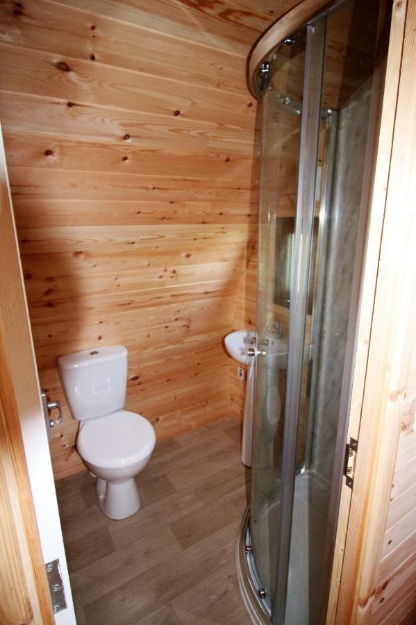 Geraghtys Farmyard Pods Hotel Belmullet Exterior photo
